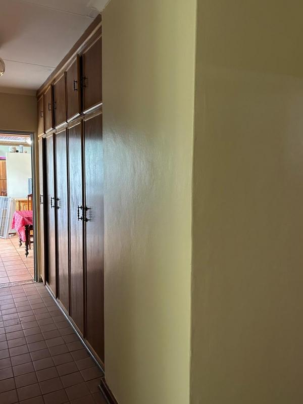 5 Bedroom Property for Sale in Heuwelsig Free State